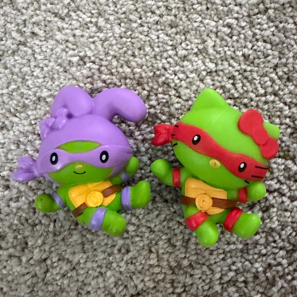 McDonald’s Purple + Red Hello Kitty x Ninja Turtles Figurines (2)
